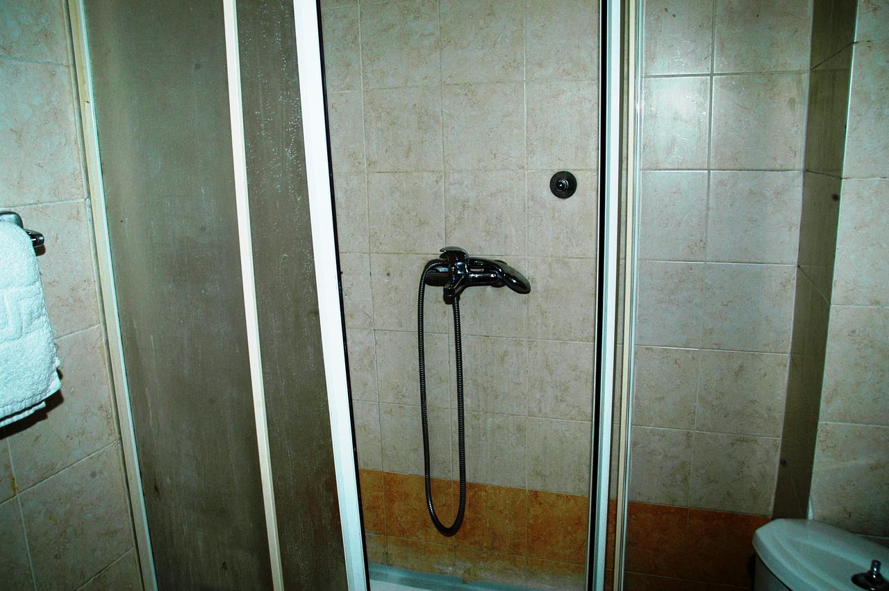 Lozanni Ostello Atene Esterno foto